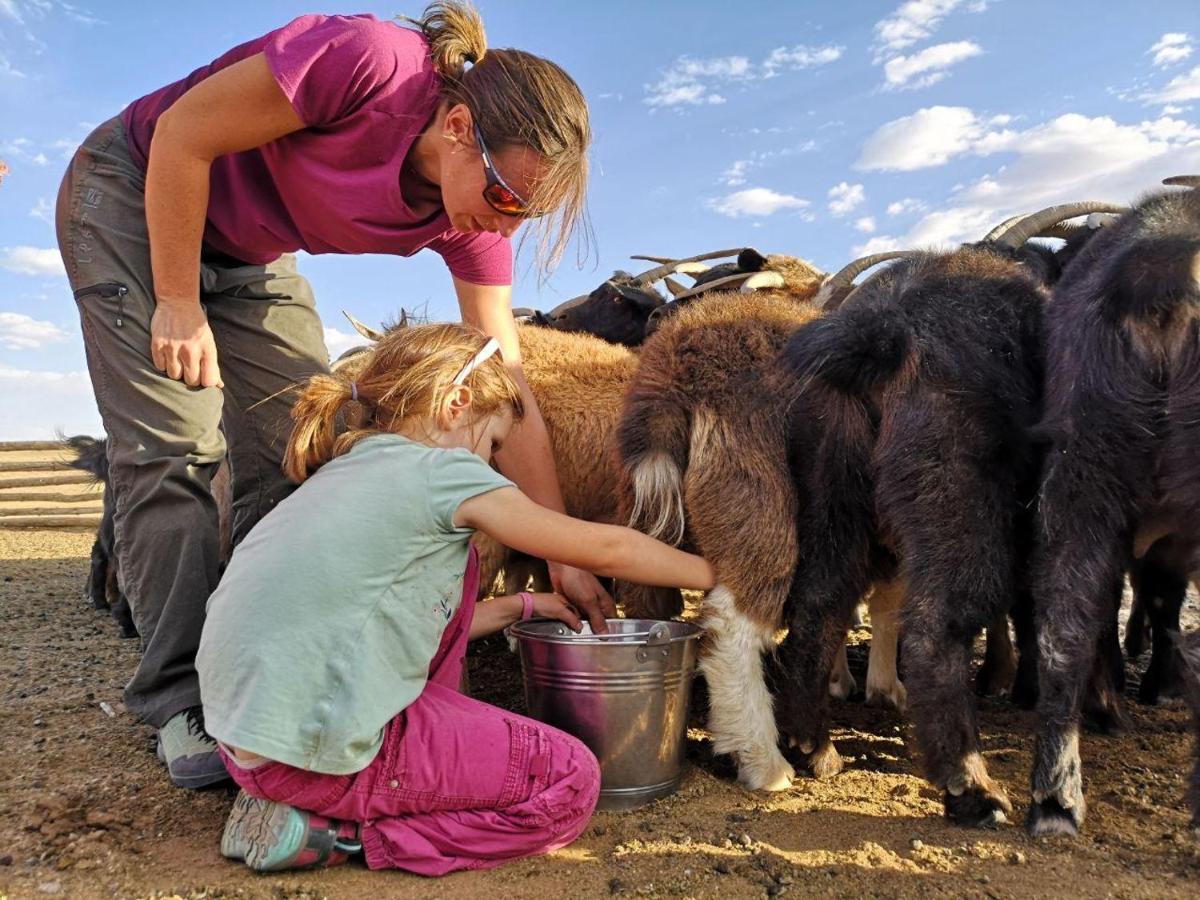Vast Mongolia Tour & Hostel Ουλάν Μπατόρ Εξωτερικό φωτογραφία